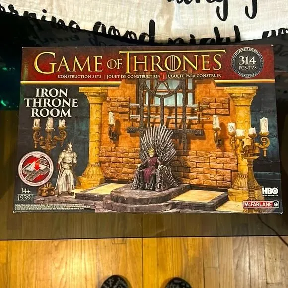 Product image for Game of Thrones Iron Throne Room Construction Set - New NIB