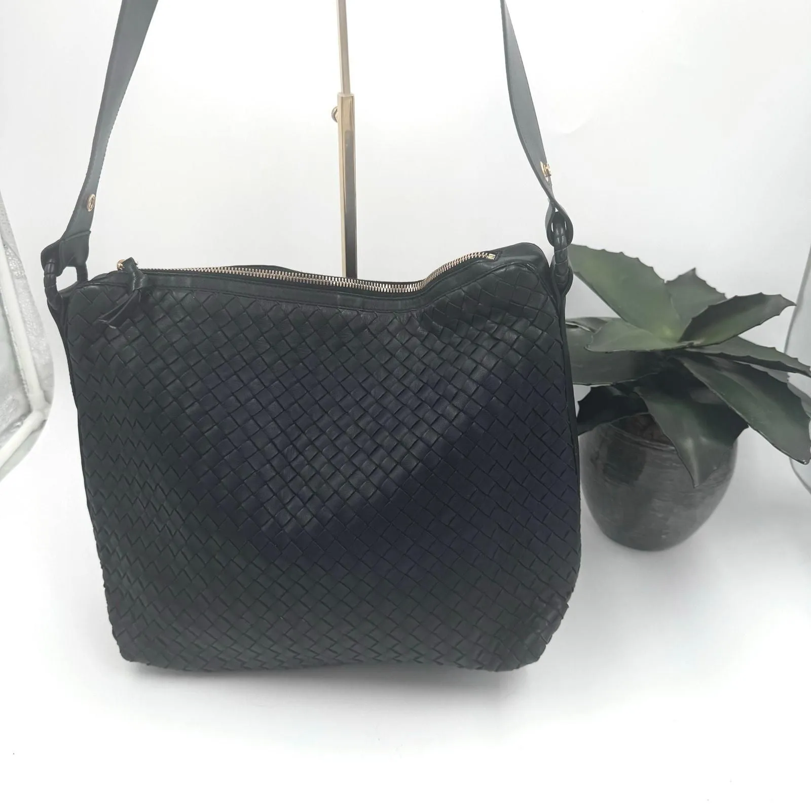Product image for Bottega Veneta Black Intrecciato Leather Purse Messenger Bag 