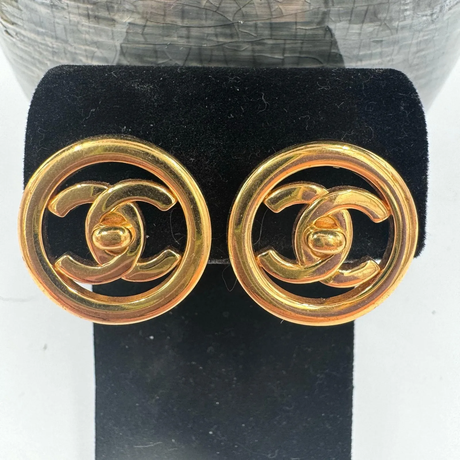 Product image for Chanel Vintage Encircled Turnlock Earrings 97P 24k Gold Plated Clip On