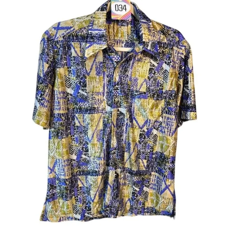 Product image for Vintage 70s Gold Purple Black Shields Novelty Dagger Collar Men's Shirt XS Small - pre-owned---excellent - American Vintage
