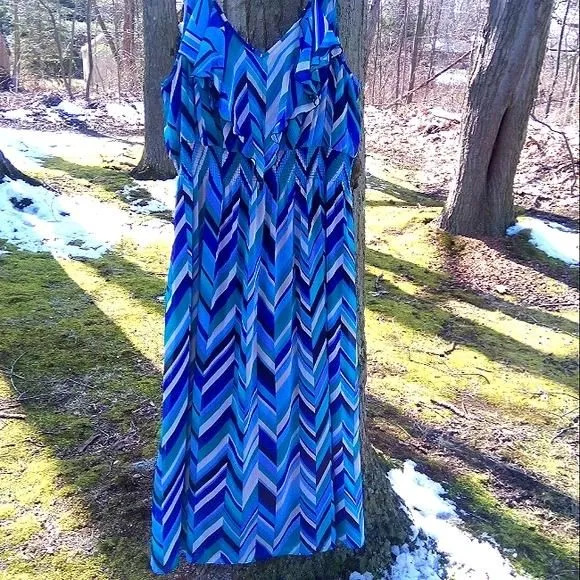 Vintage Y2K fashion bug layered flowy Plus Dress in Turquoise chevron1