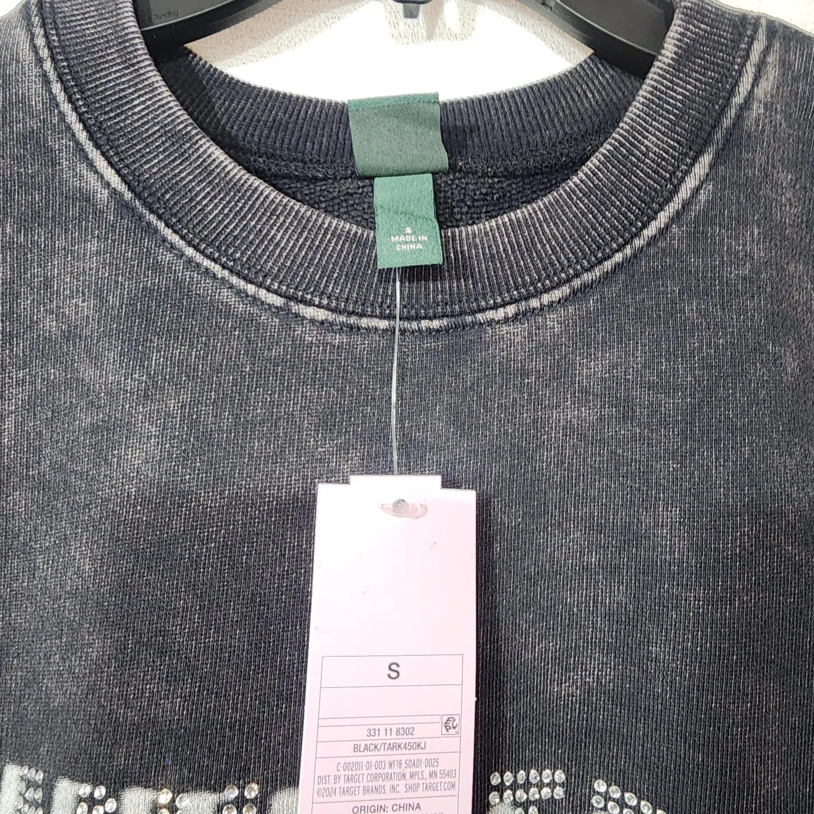 Listing Image Blurred Background