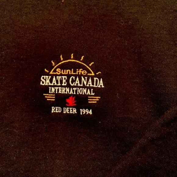 Product image for 1994 SKATE CANADA 🍁INTERNATIONAL FLEECE VEST MED