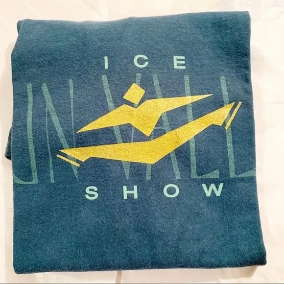 Product image for VINTAGE “ICE SUN VALLY SHOW” COLLECTORS TE…