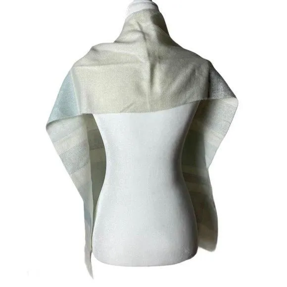 Listing Image Blurred Background