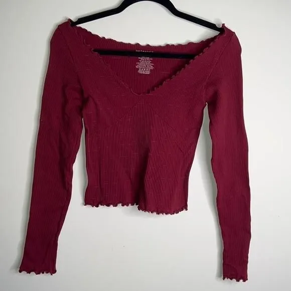 Product image for intimately free people M/L v-cut ribbed cropped stretch soft lettuce trim