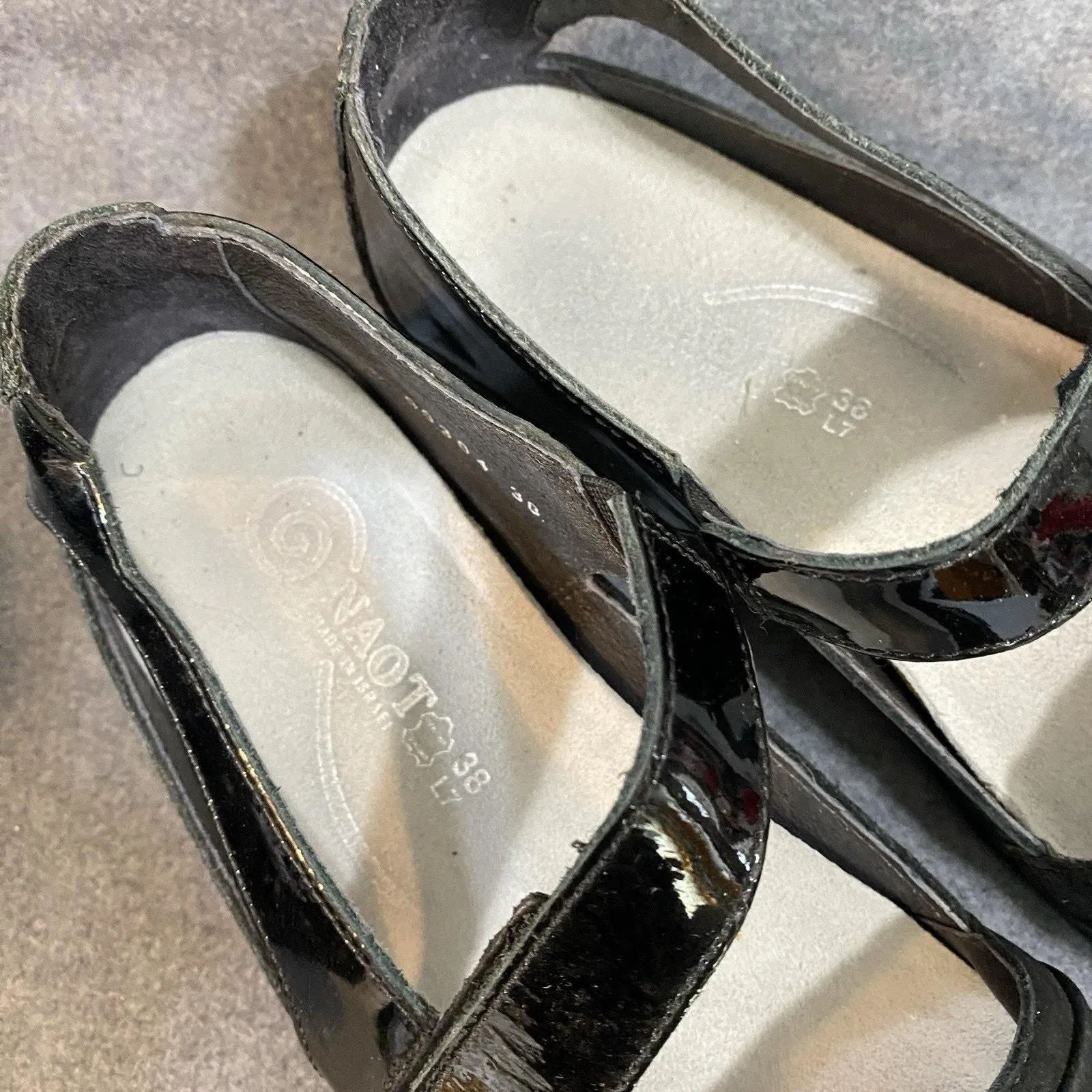 Listing Image Blurred Background