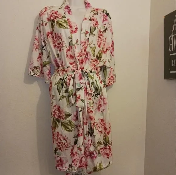 Product image for Show Me Your Mumu lightweight floral kimono/ robe