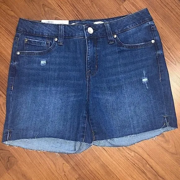 Product image for Seven7 Women’s 5” Weekend Cut Hem Denim Short NWT