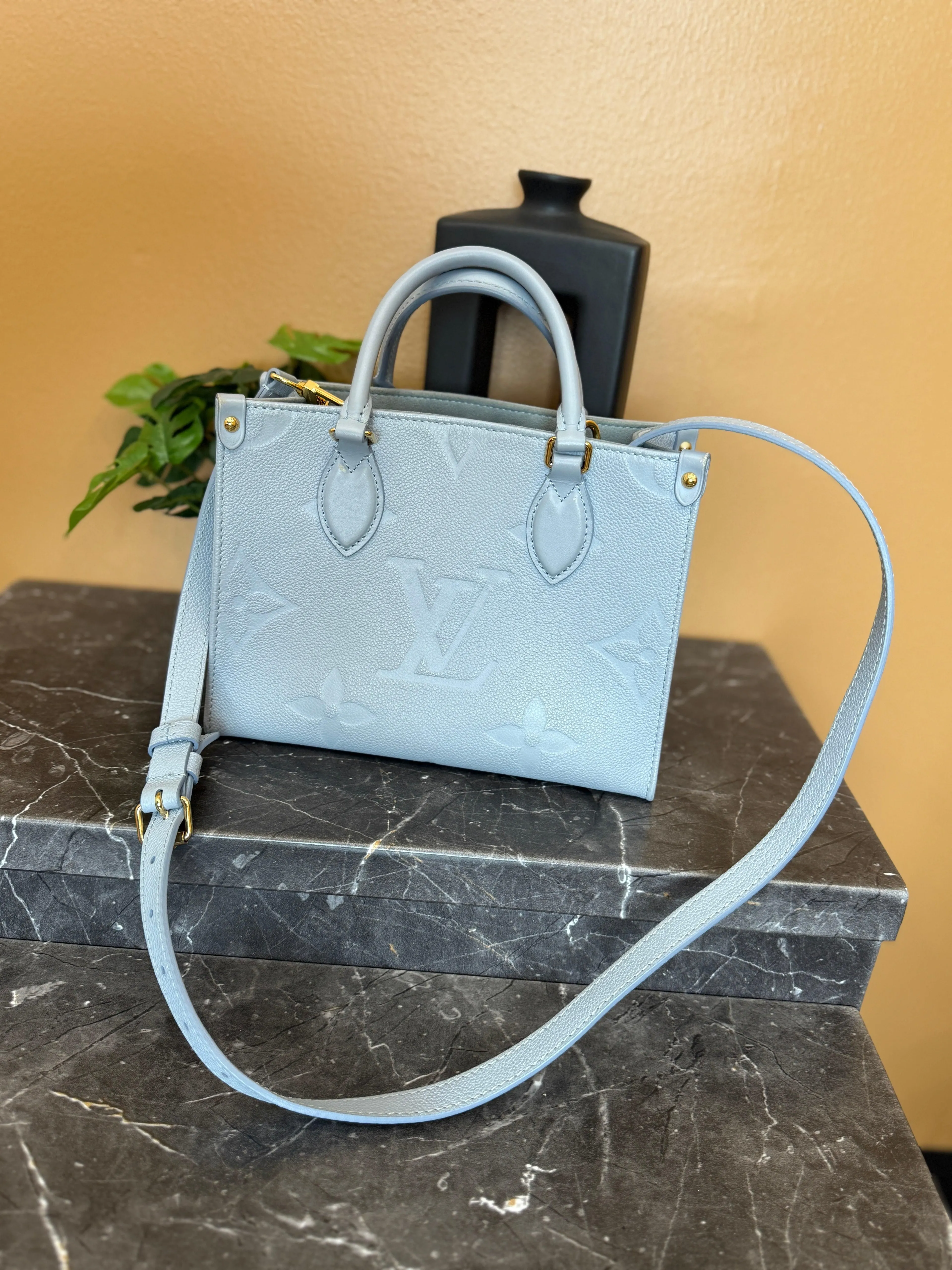 Product image for Louis Vuitton Imperial Blue Empreinte Leather On The Go PM - AB - A - OS