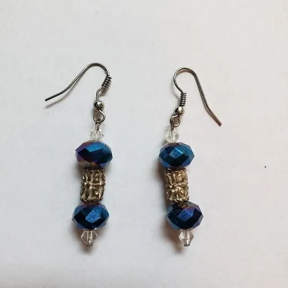Product image for Earrings Hanging Dangle. NWOT. Beautiful!