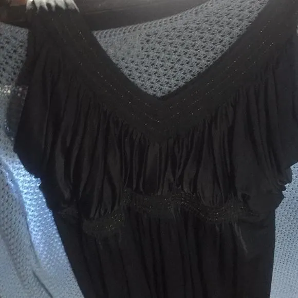 Listing Image Blurred Background