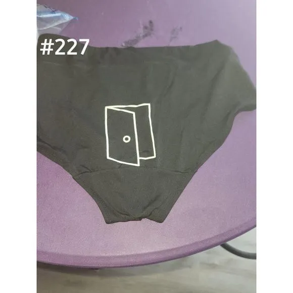 Listing Image Blurred Background