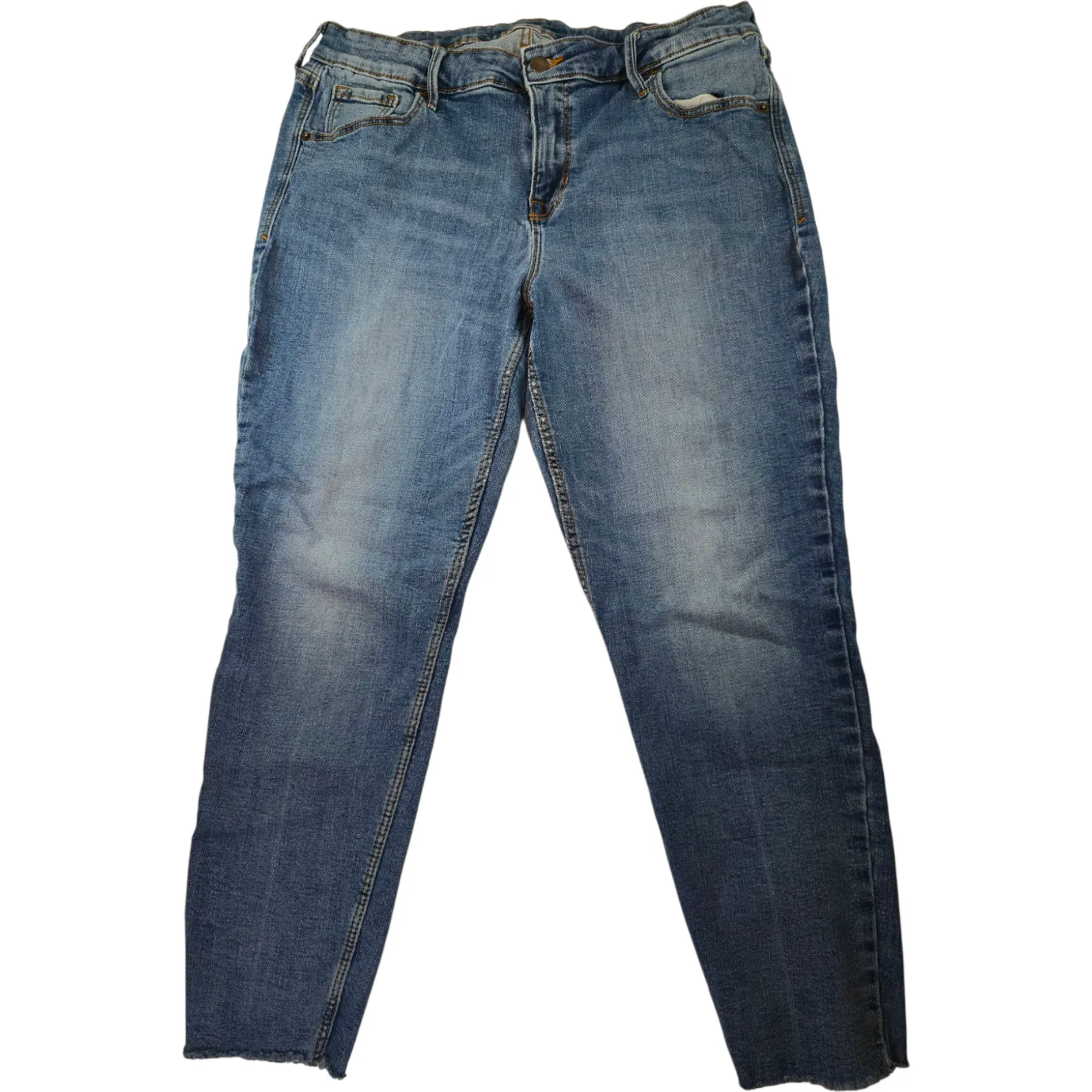 Product image for Old Navy Sz 16 High Rise Rockstar Super Skinny Jeans Frayed Hem 25.5"L - pre-owned---good - Old Navy