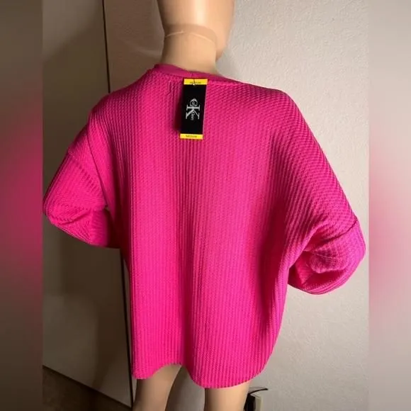 Listing Image Blurred Background