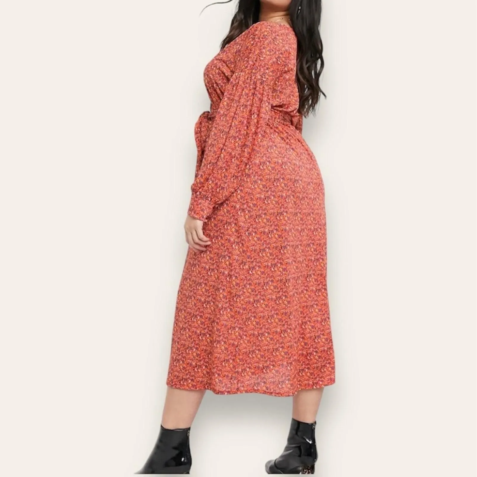 Listing Image Blurred Background