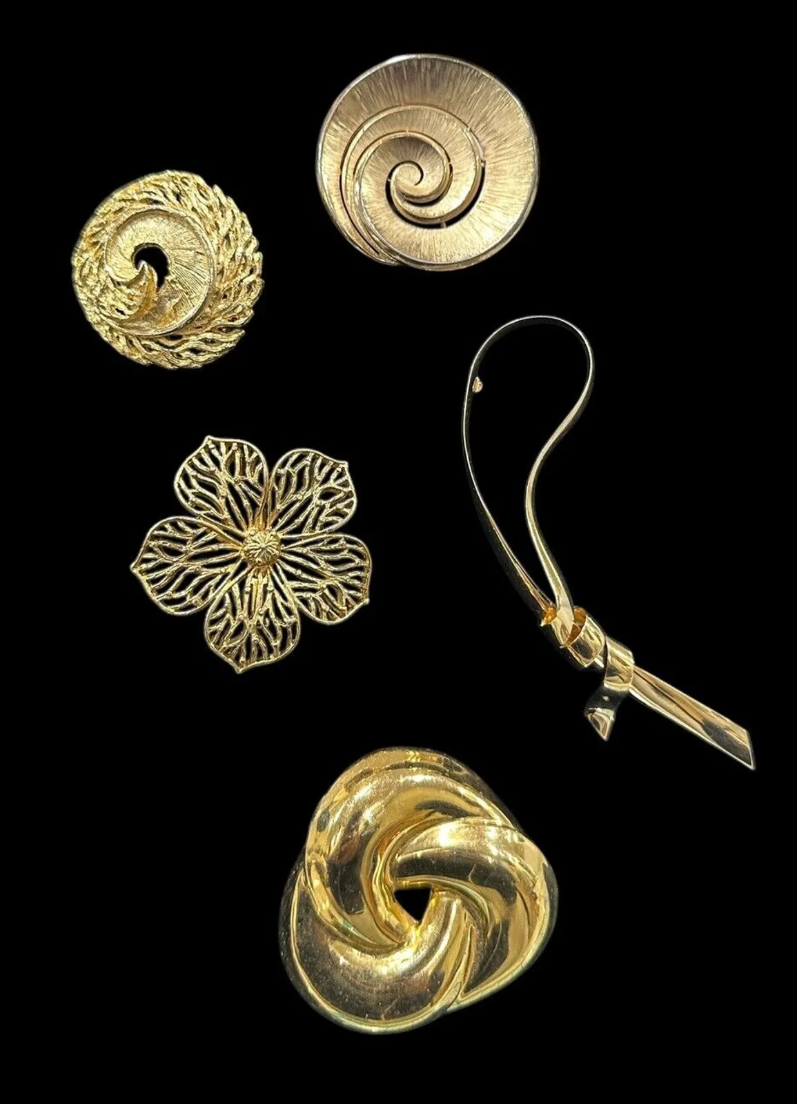 Product image for Vintage and Modern Brooch Lot of Five Gold Tone Large Trifari Gerry's