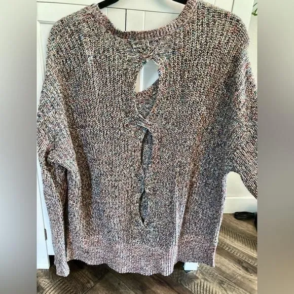 Listing Image Blurred Background