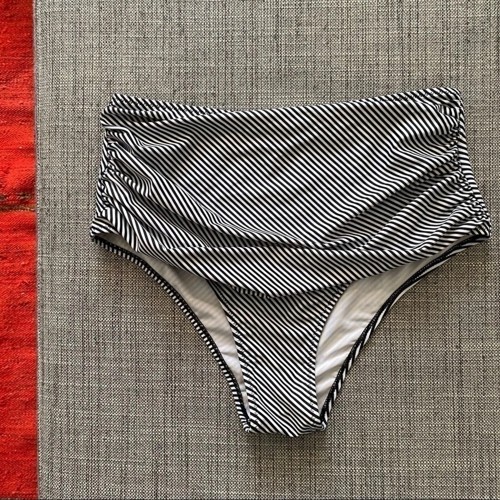 Product image for Striped black white ruched sides bikini bottom L - new-without-tags