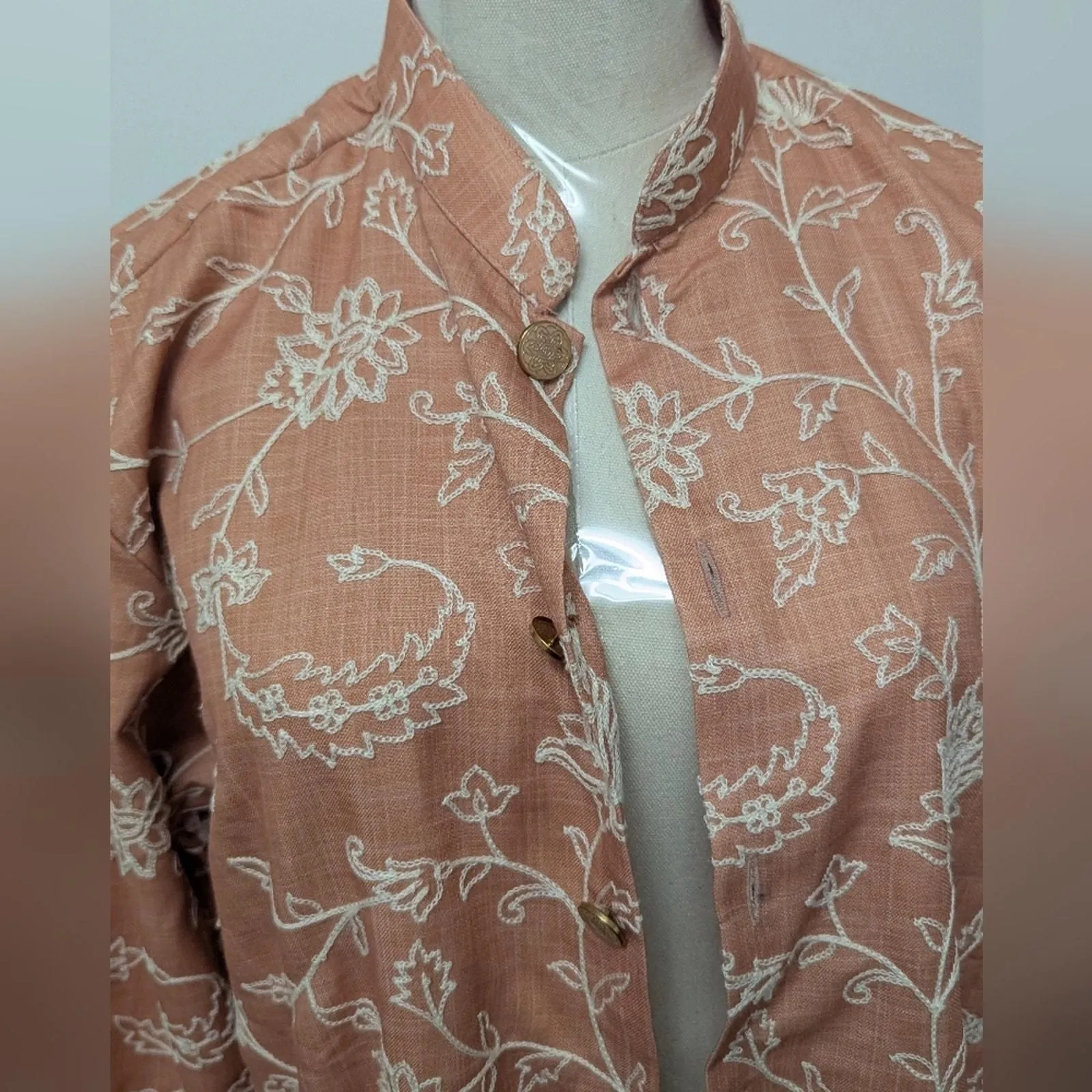 Listing Image Blurred Background