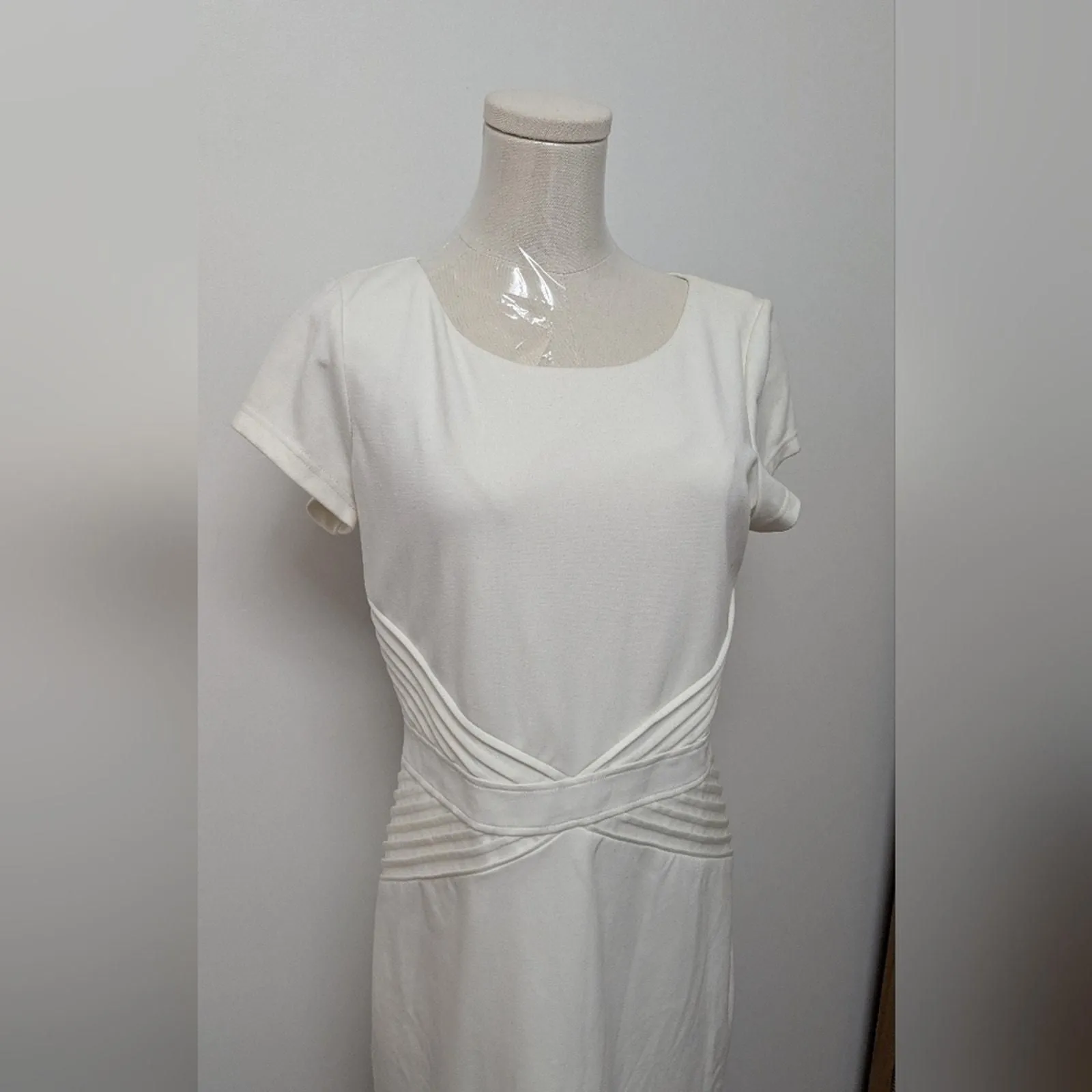 Listing Image Blurred Background