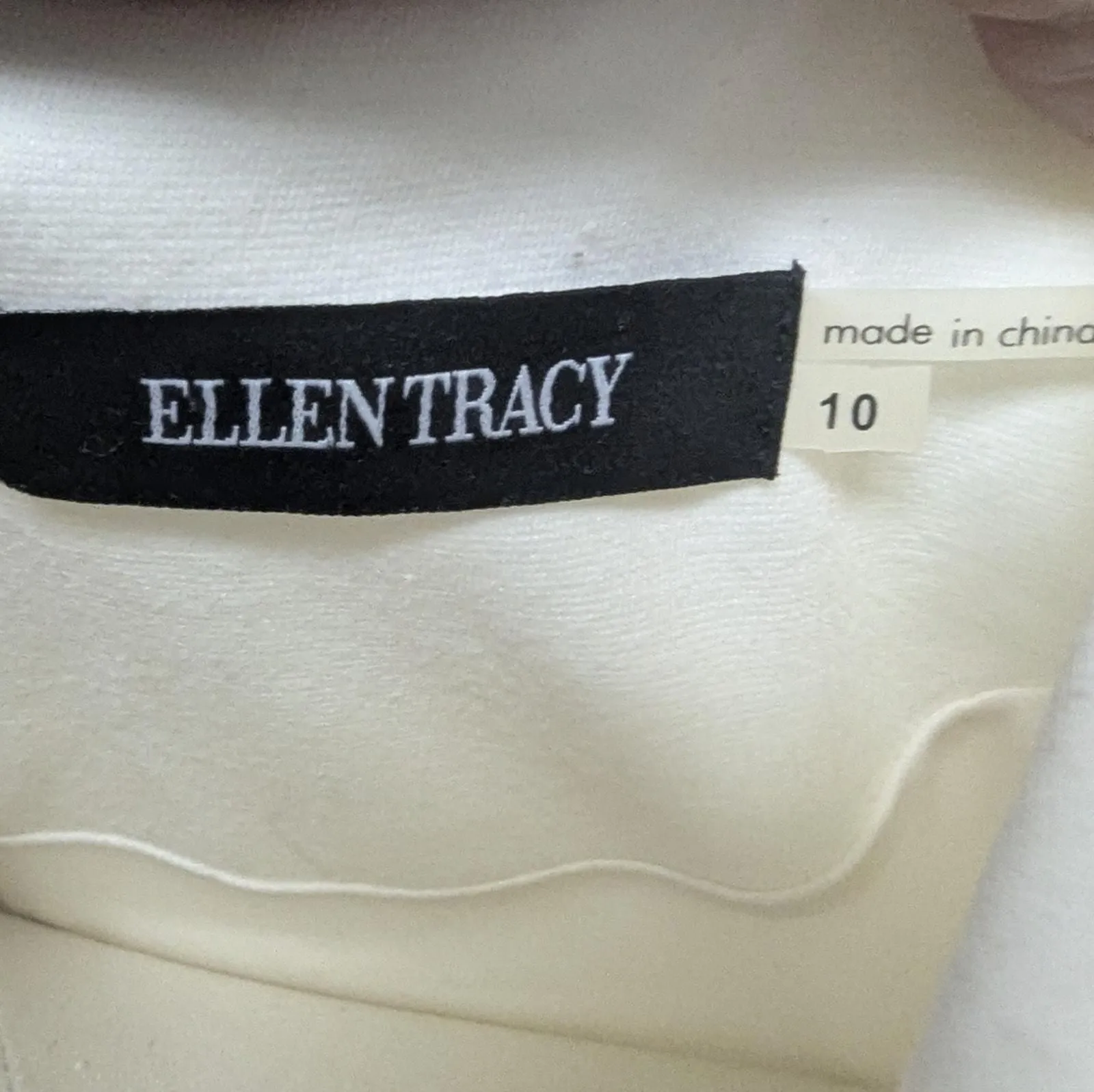 Listing Image Blurred Background