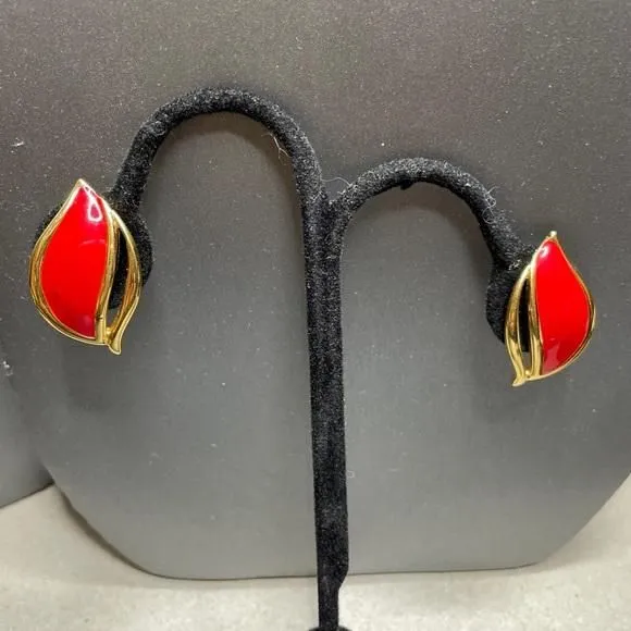 Listing Image Blurred Background