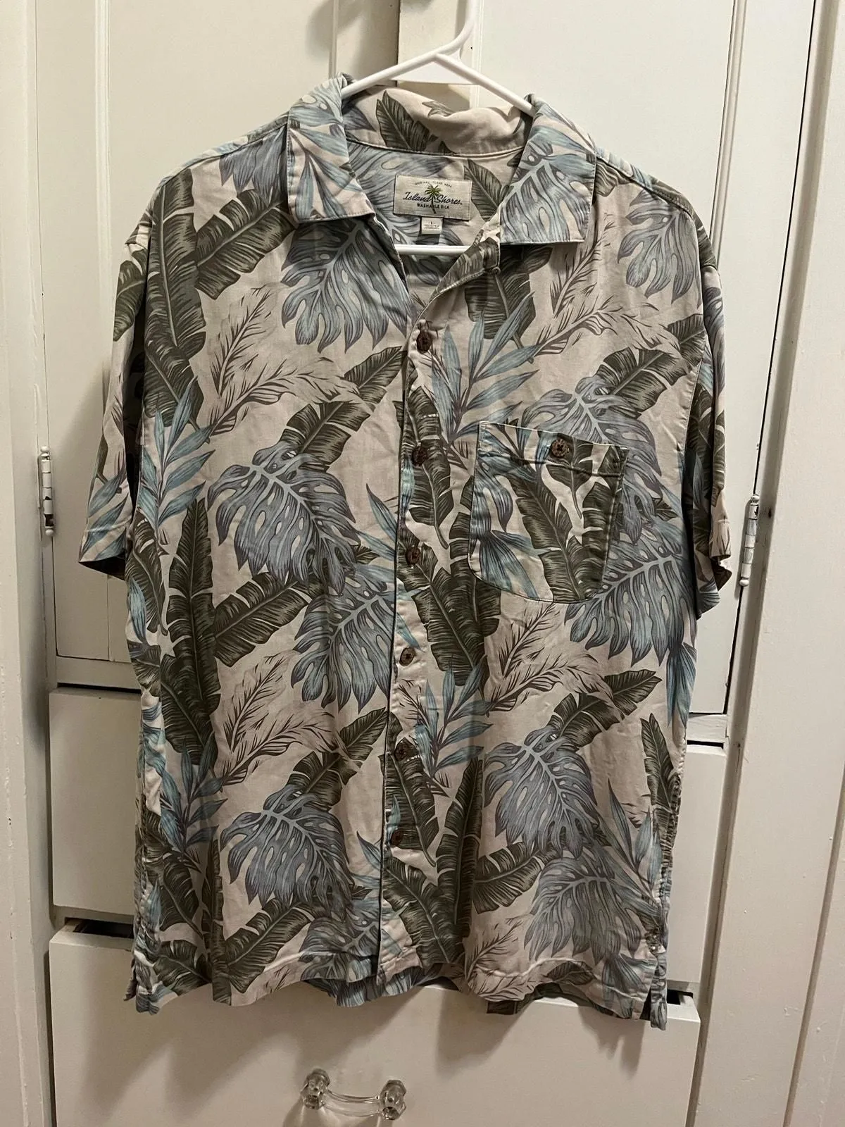 Product image for Men’s Hawaiian shirt green leaves
