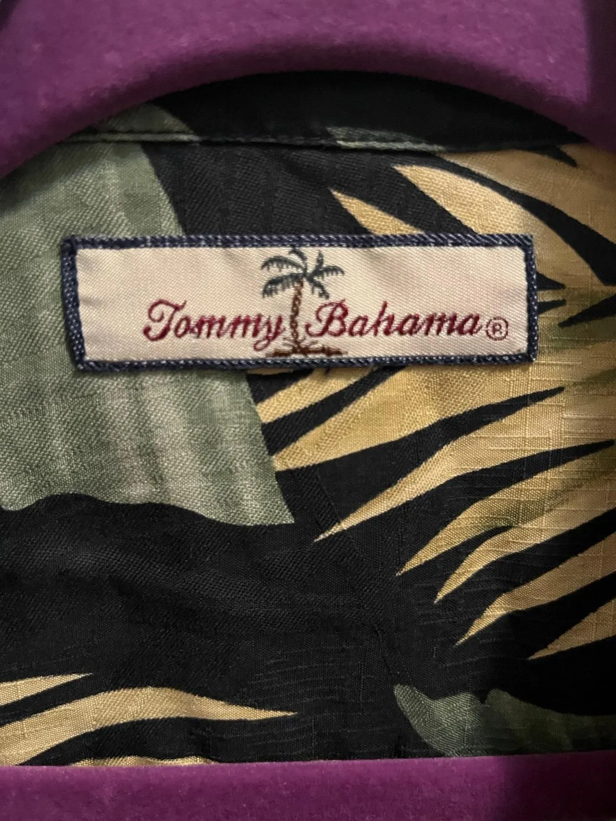 Product image for Men’s Hawaiian shirt black green