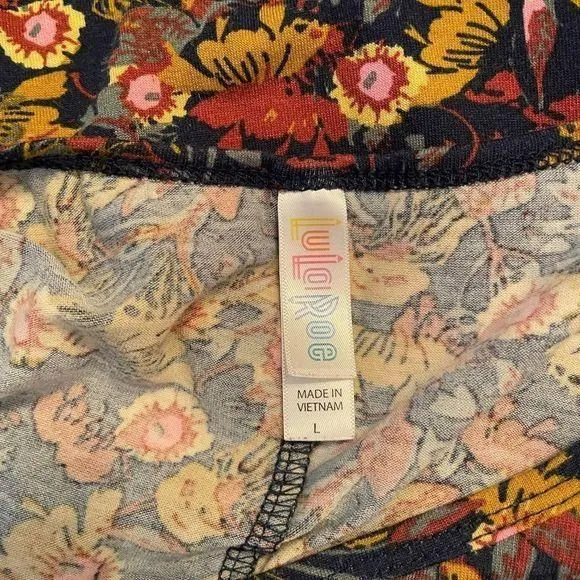 Product image for LULAROE navy short sleeve floral print top size large