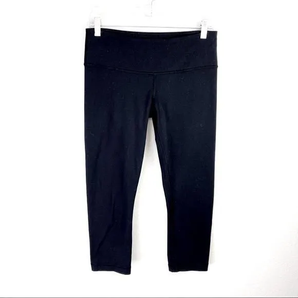 Product image for LULULEMON Capri Cropped Black Leggings No Size See Measurements Estimate 6/8