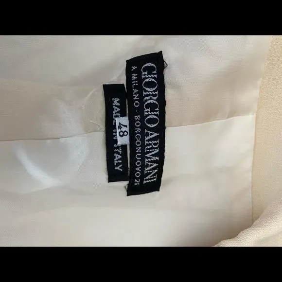 Product image for Vintage Giorgio Armani Made in Italy 
Size IT 48 (size 12)
Vestimenta Spa lined