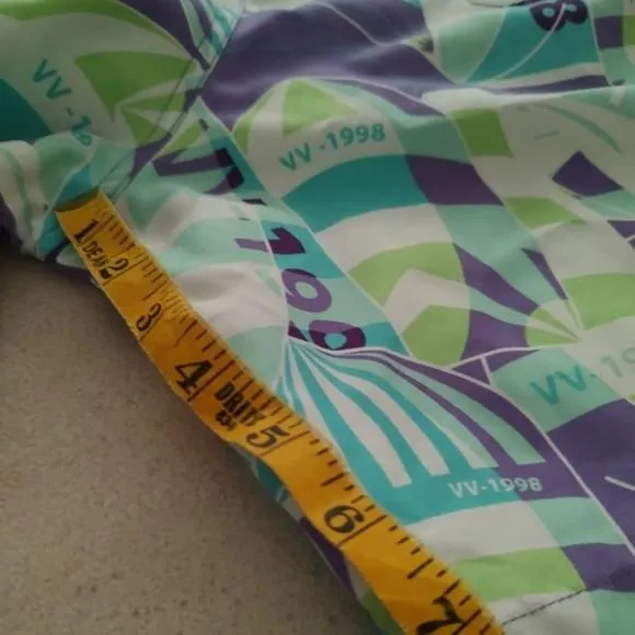 Product image for Vineyard VinesVV- 1998 all over printPolyester Chappy Swim Trunks Abstract
