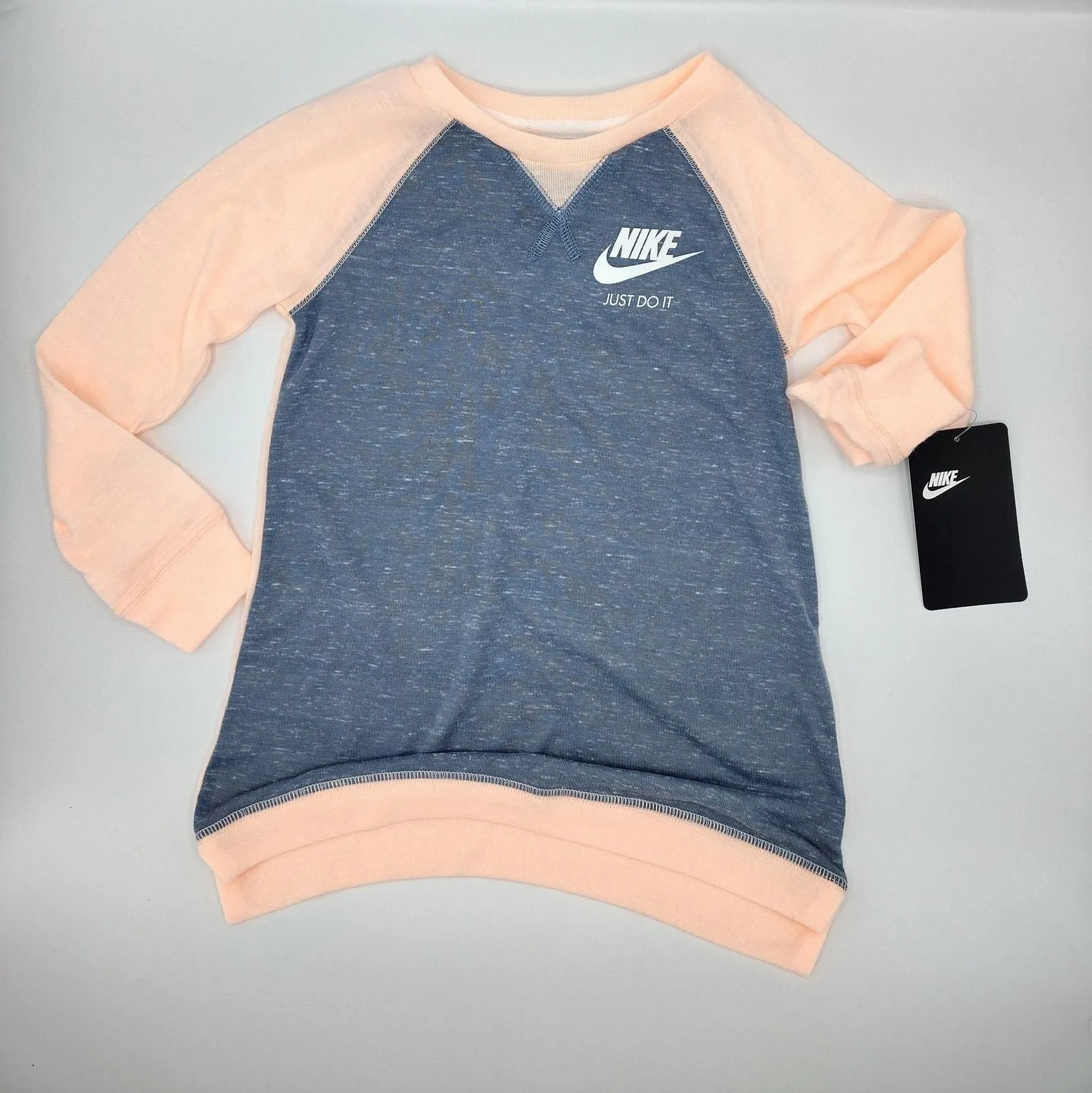 Product image for Girls Nike Shirt Size 2Y/3Y NWT - Girls - 2T/3T - Shirts - new-with-tags - Nike