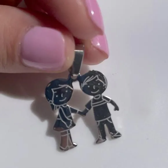 Product image for cute boy and girl pendant