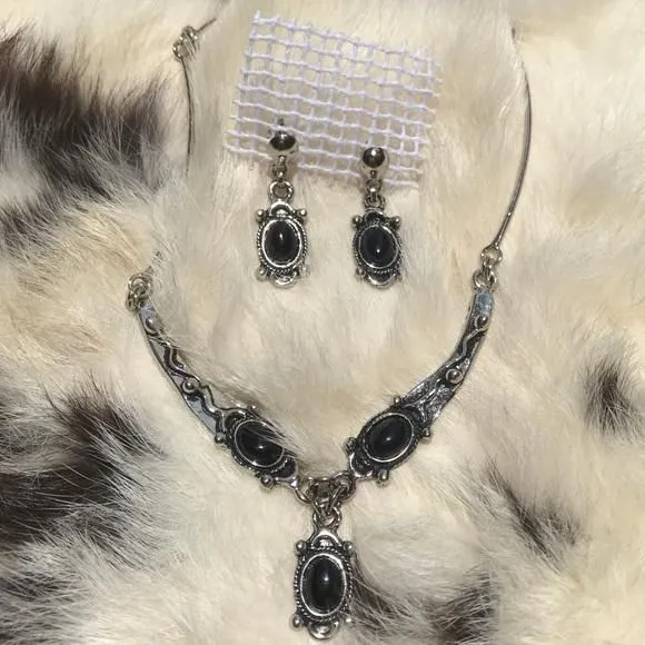 Product image for BLACK ONYX SET 👏🏿🌈