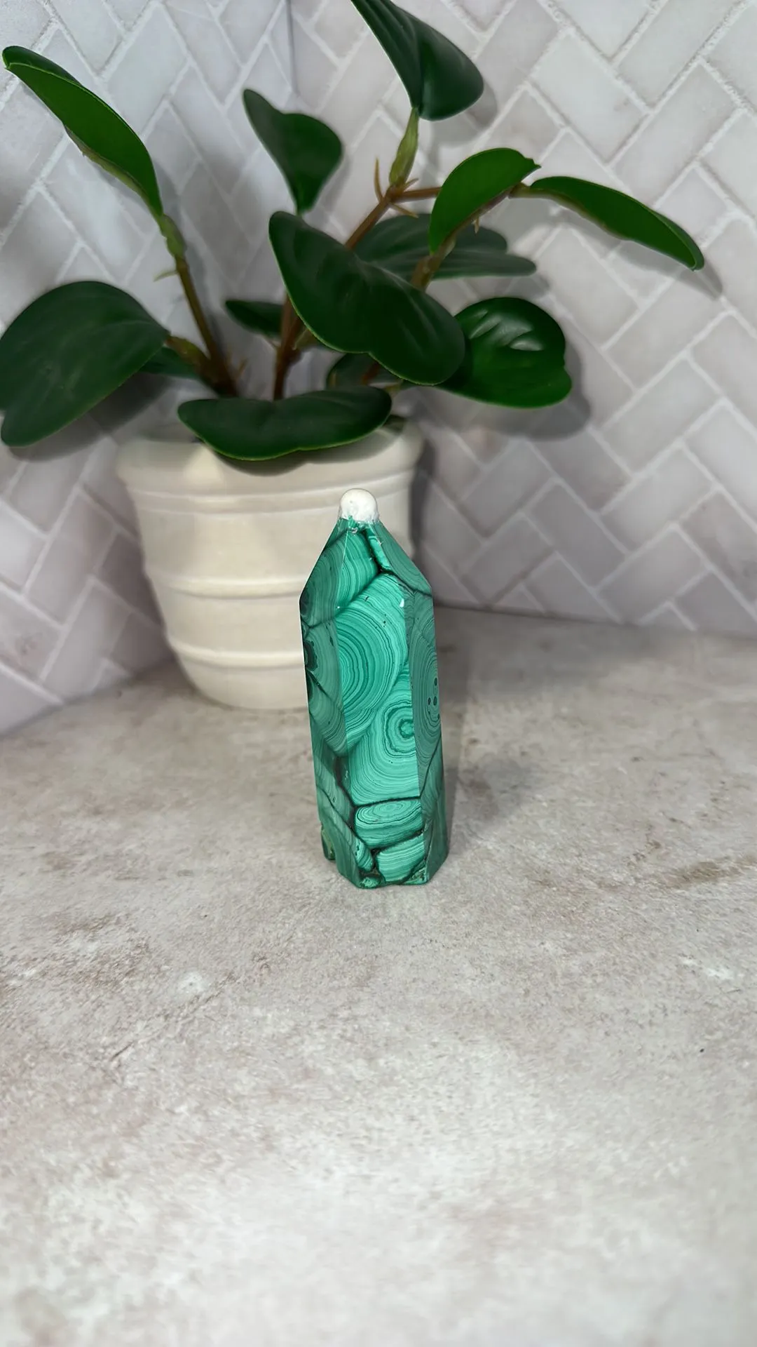 Product image for L494