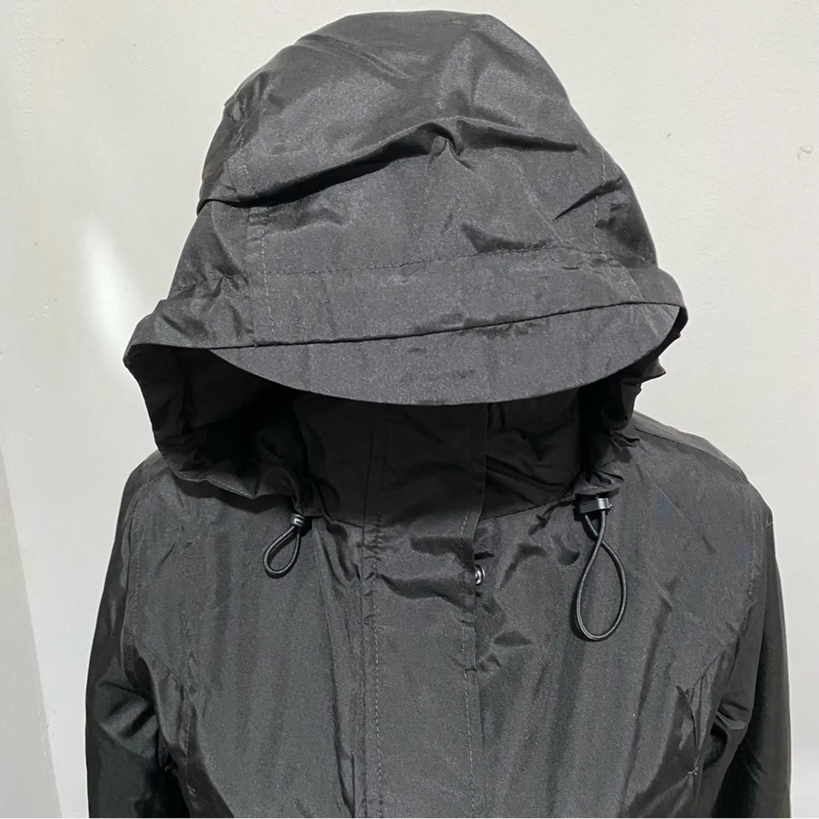Listing Image Blurred Background