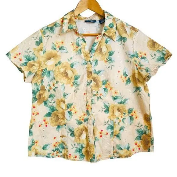Product image for Vintage C.B Casuals Petite Button Down Size PXL Cream Tan Floral