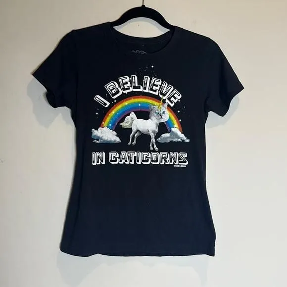 Product image for 369-DAVID & GOLIATH I Believe in Caticorns T Shirt