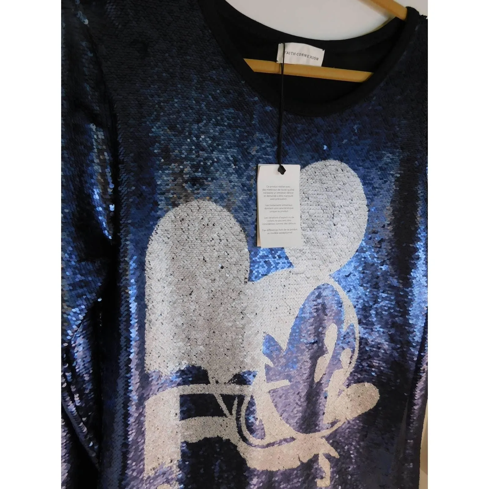 Listing Image Blurred Background