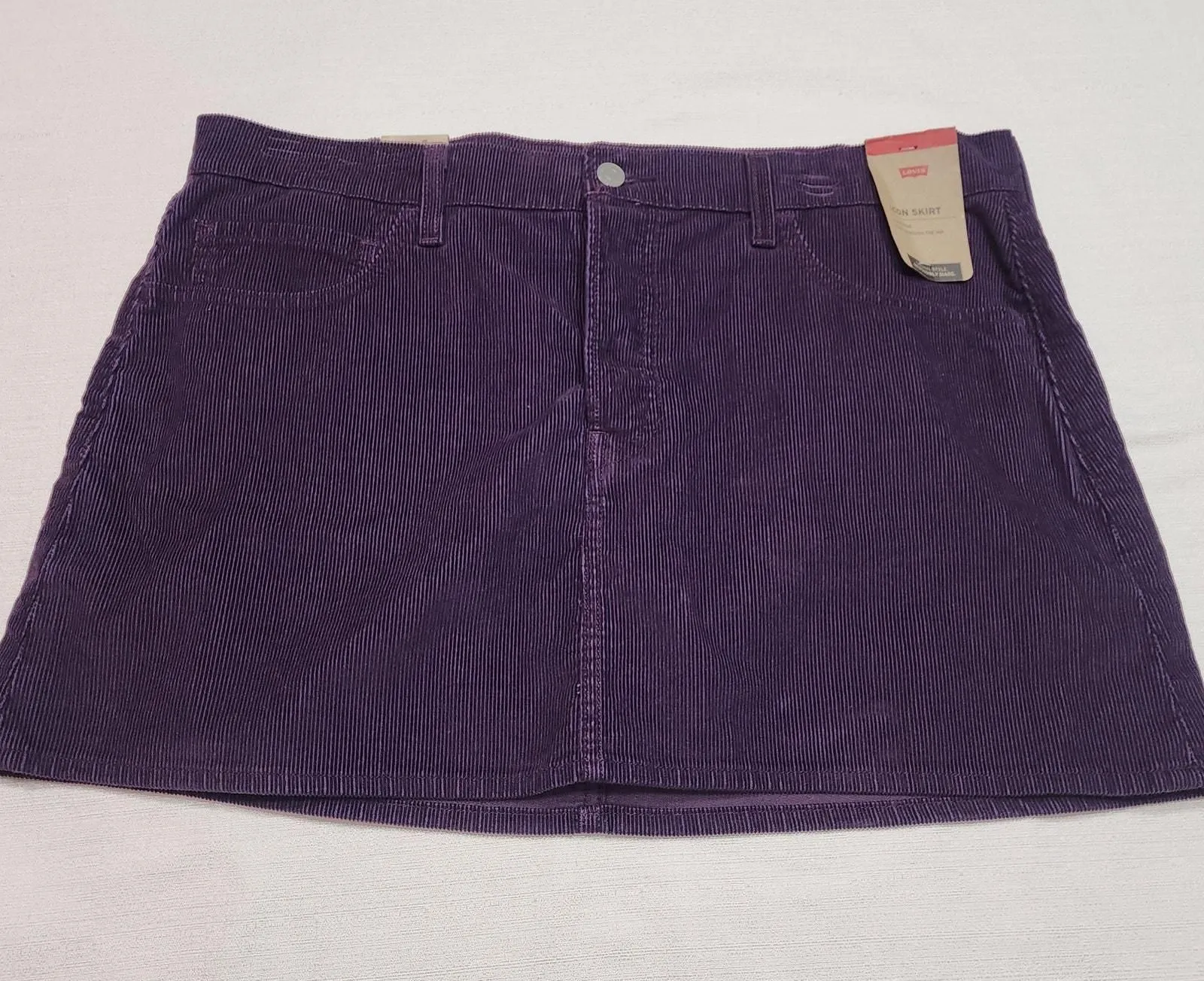 Product image for Levi's Icon corduroy skirt W33''x L15'' NWT-button fly - new-with-tags - Levi's