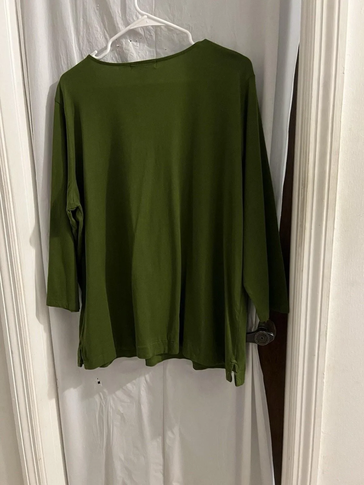 Listing Image Blurred Background