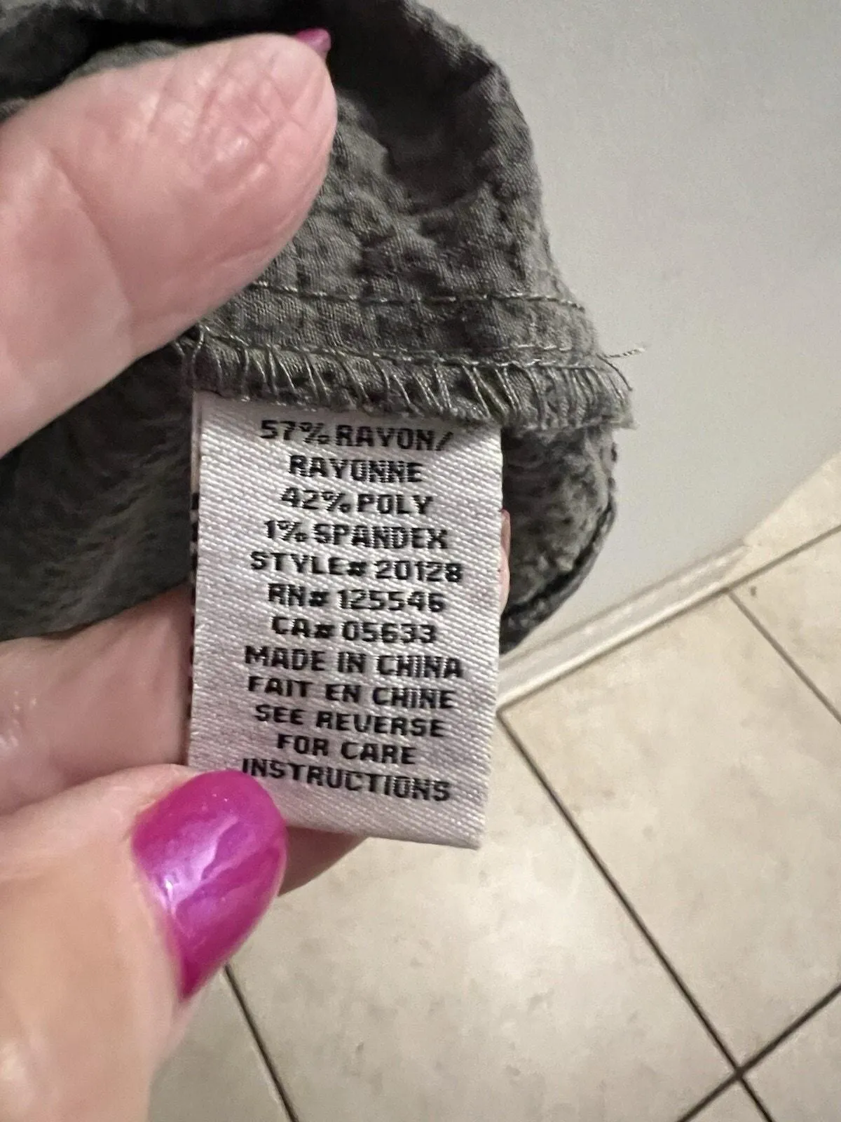 Listing Image Blurred Background
