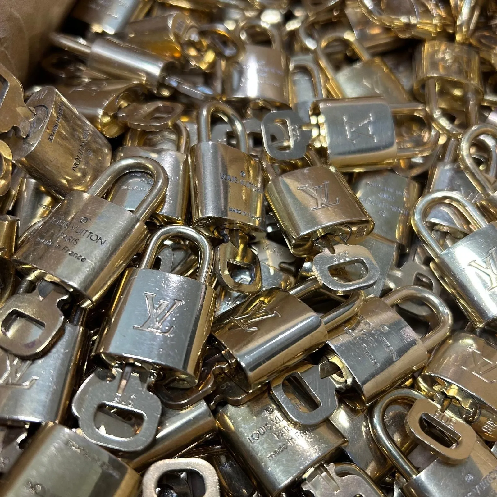 Product image for LOUIS VUITTON Lock & Key  (RANDOM NUMBER)