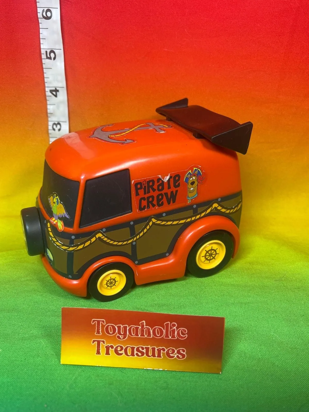 Product image for Scooby-Doo Pirate Crew Van Mystery Machine Pull Back n Go Vehicle