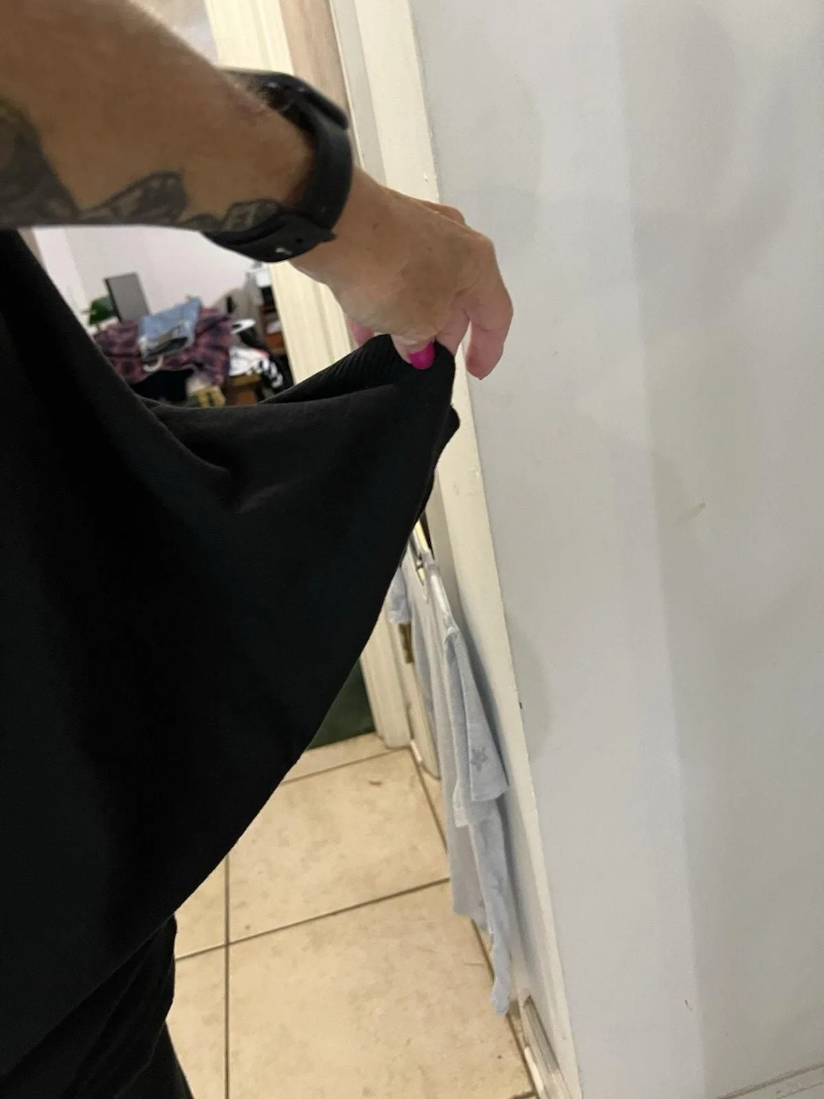 Listing Image Blurred Background