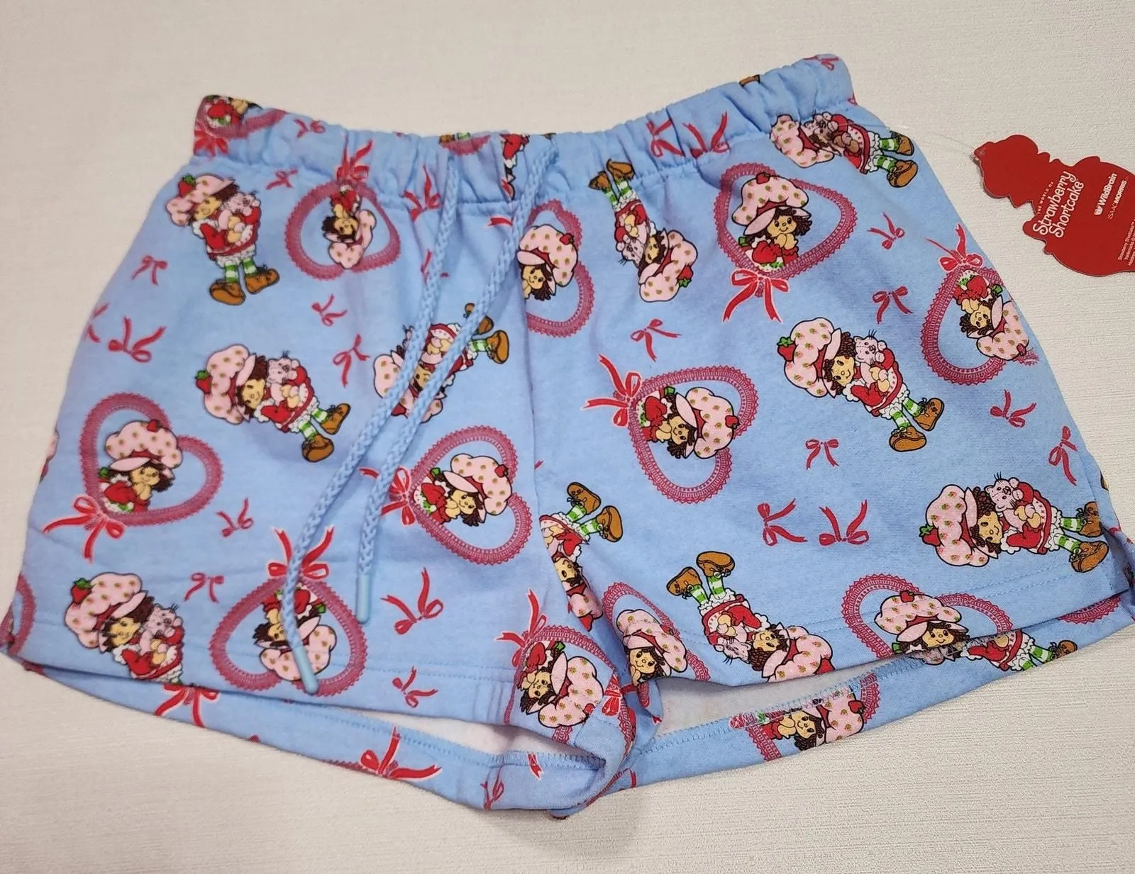 Product image for Strawberry shortcake women's Medium jogger shorts W26'' x L12'' - new-without-tags - Strawberry Shortcake