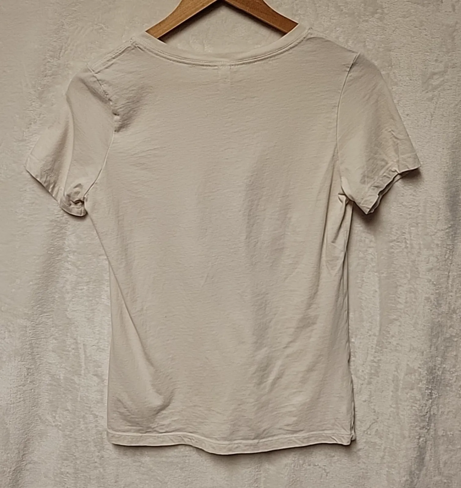 Listing Image Blurred Background
