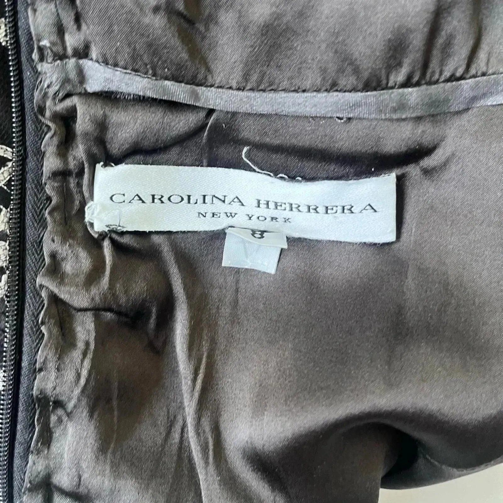 Listing Image Blurred Background
